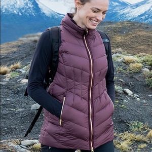 Athleta Responsible Down CYA Vest XS (NWOT)